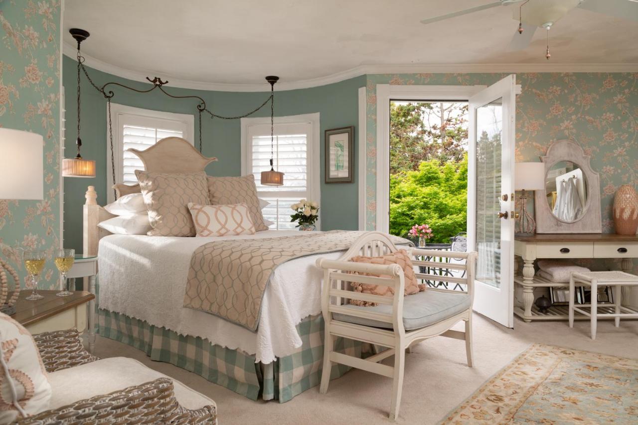 White Doe Inn Bed & Breakfast Manteo Exterior photo
